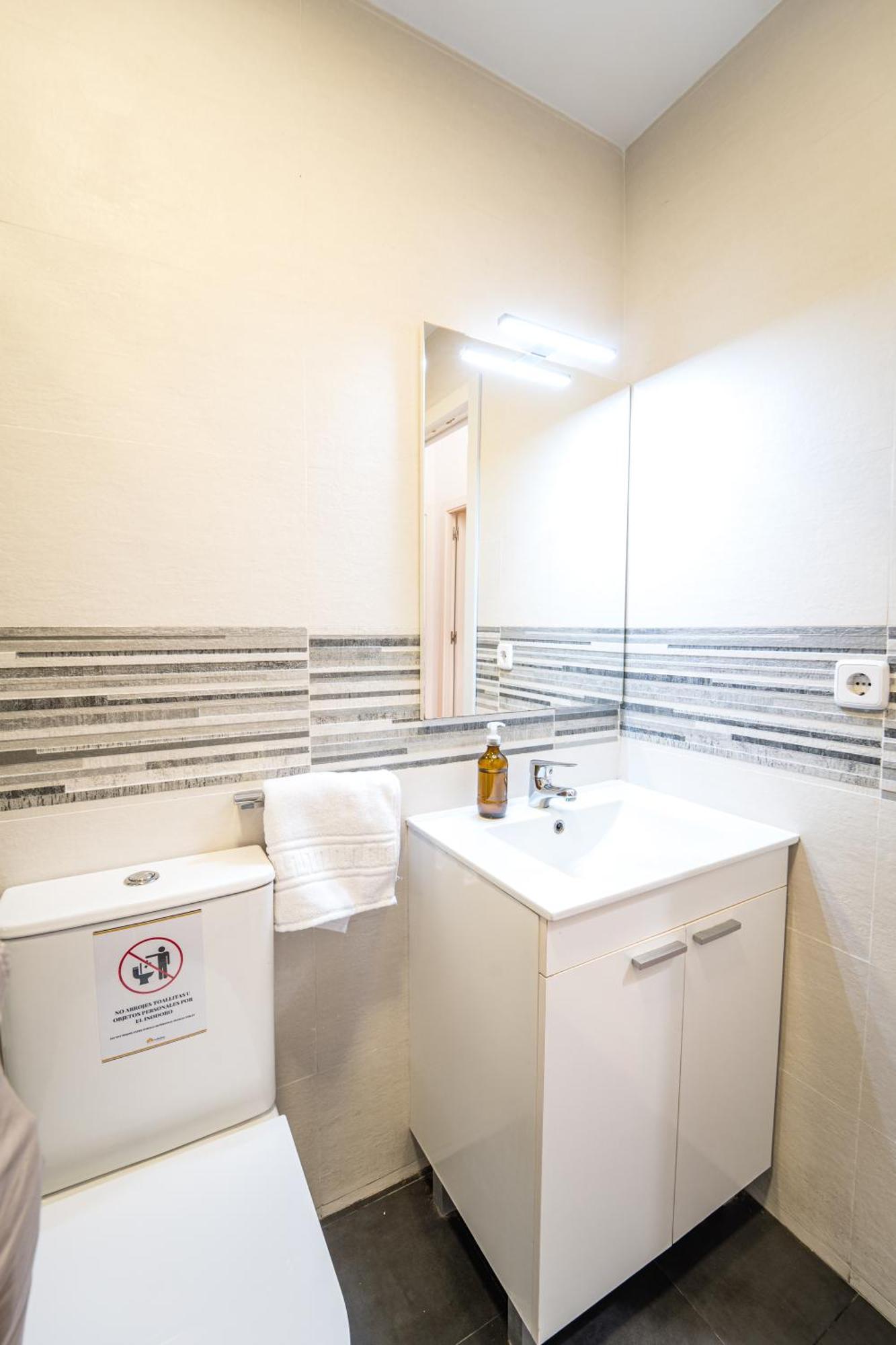 Appartement Encantador Piso Con Conexion Al Centro By Bebalmy Madrid